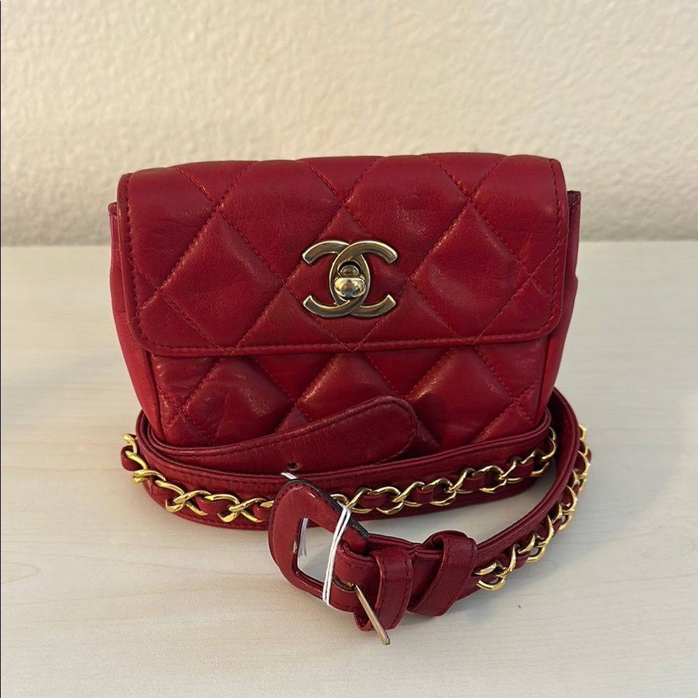Vintage 90’s Chanel CC Turn Lock Matellase Belt Bag + Entrupy COA